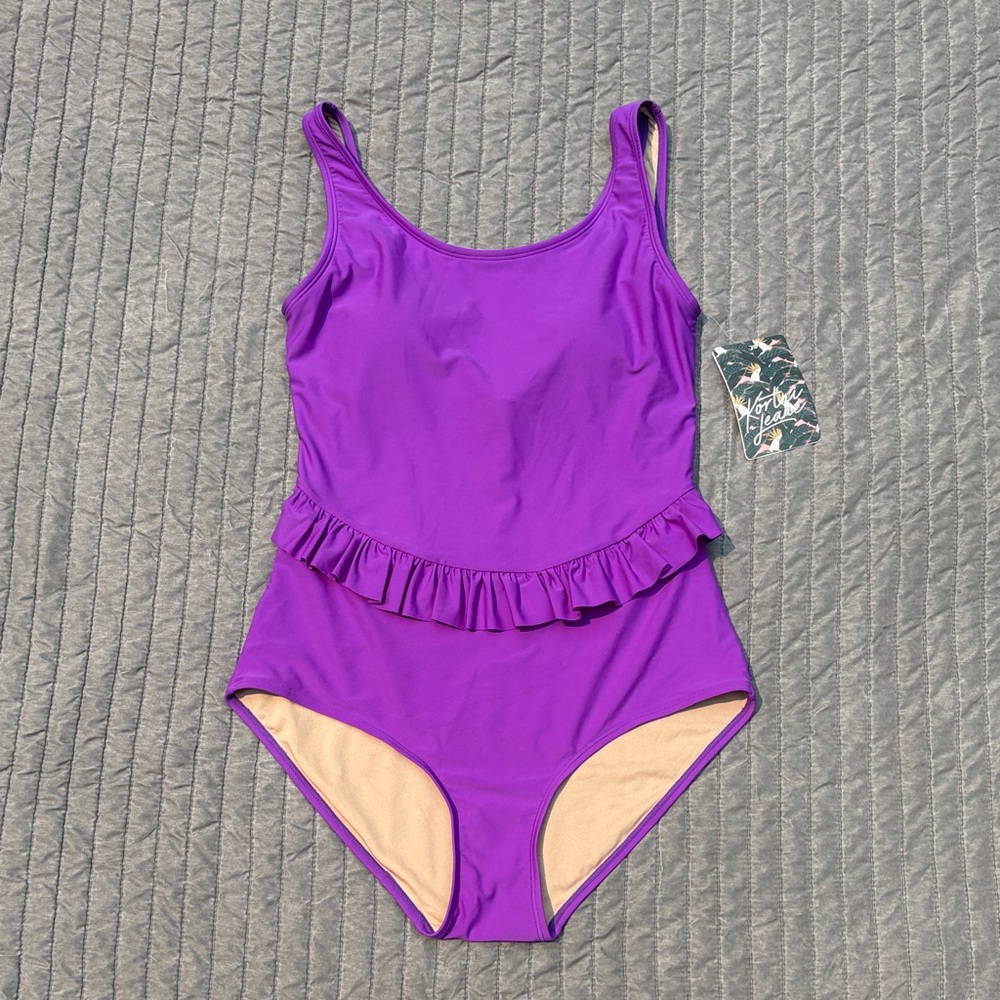 NWT Kortni Jeane skirted one piece size M
